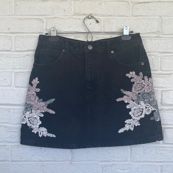 Topshop Black/Grey Denim Moto Embroidered Skirt - Picture 1 of 8